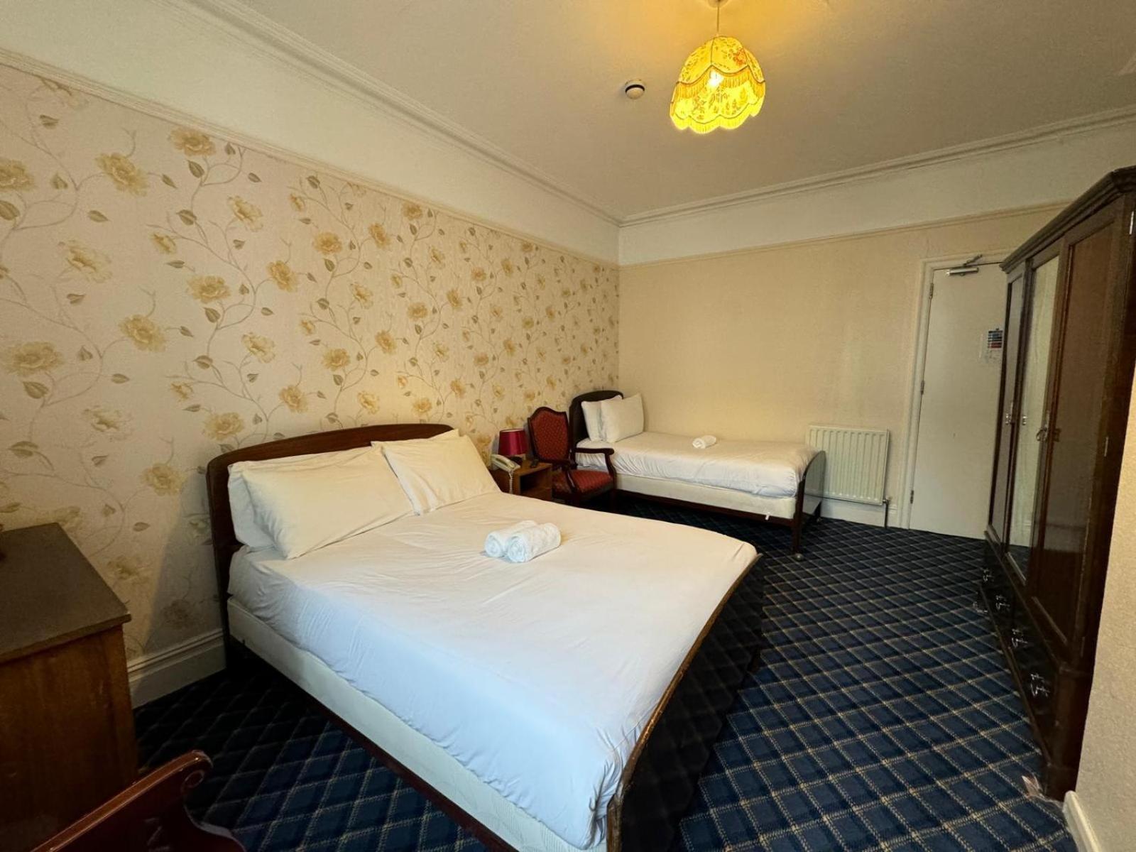 Royal Hotel Great Yarmouth Exterior photo